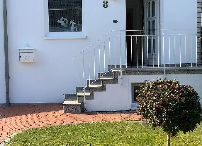 Ferienwohnung 3-Zimmer, 58 qm mit Garten, zum Strand 300 m mit Komfort-Ausstattung Timmendorfer Strand